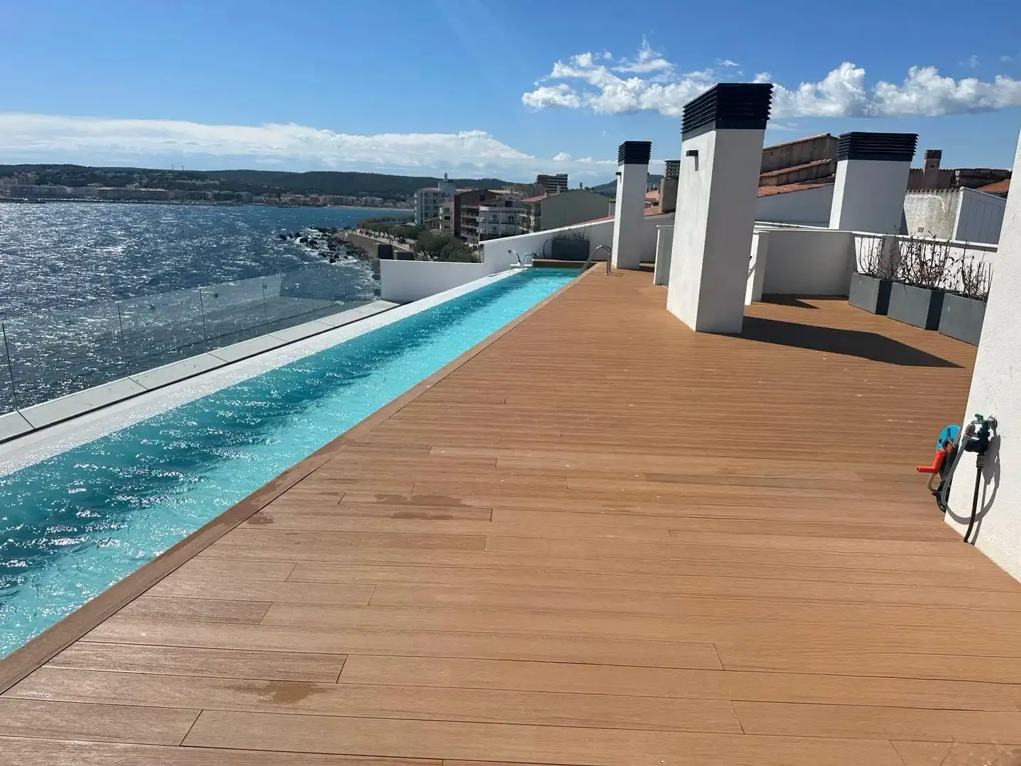 Piscina de Planta baixa en venda en L'Escala amb Aire condicionat, Calefacció i Terrassa