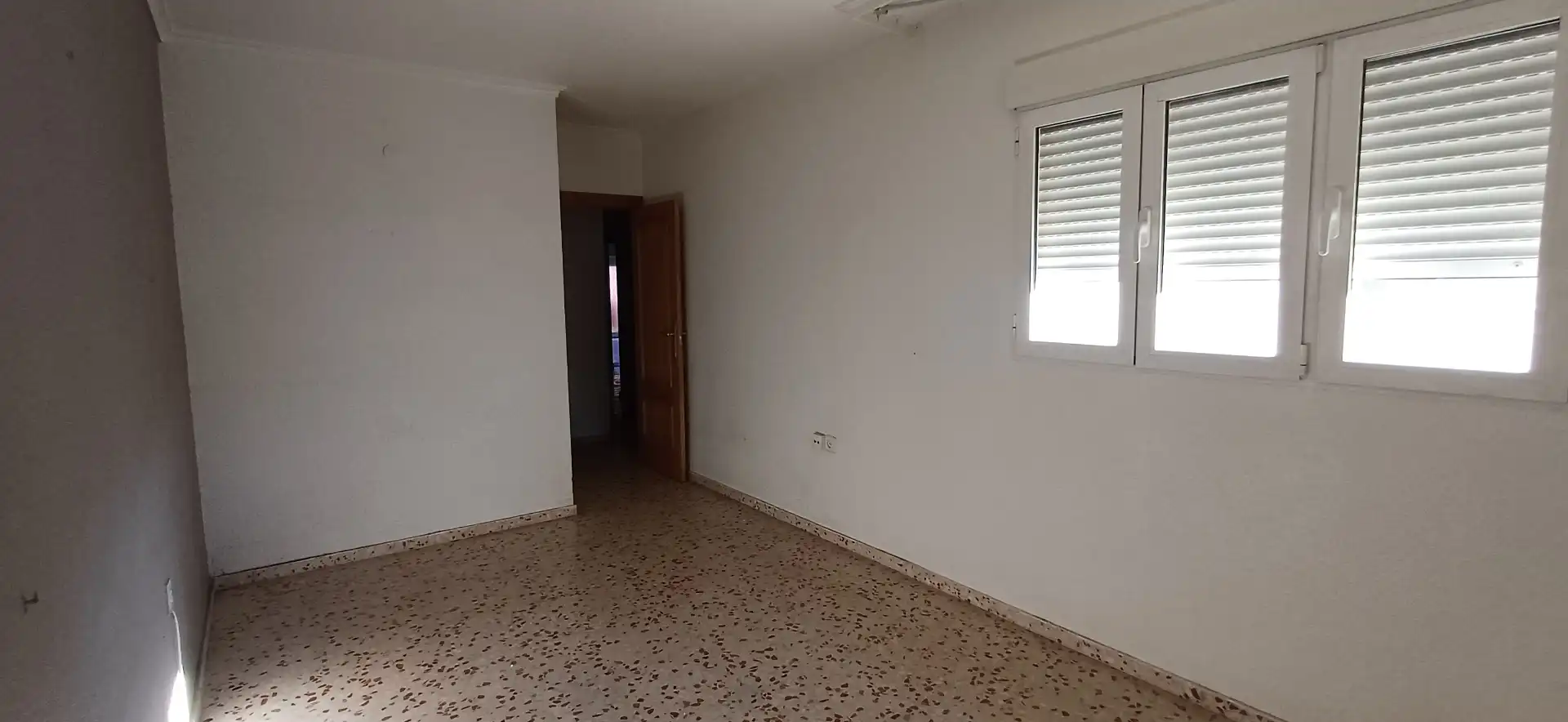 Flat for sale in Yecla  with Storage room