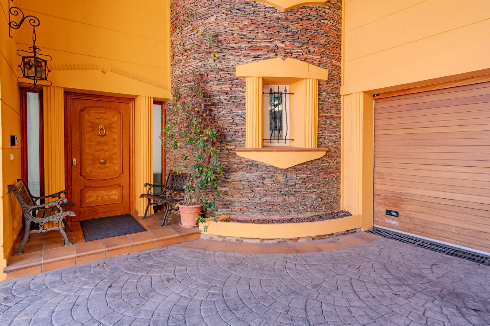 House with pool for sale in Carrer Anglaterra 196, imagen 12