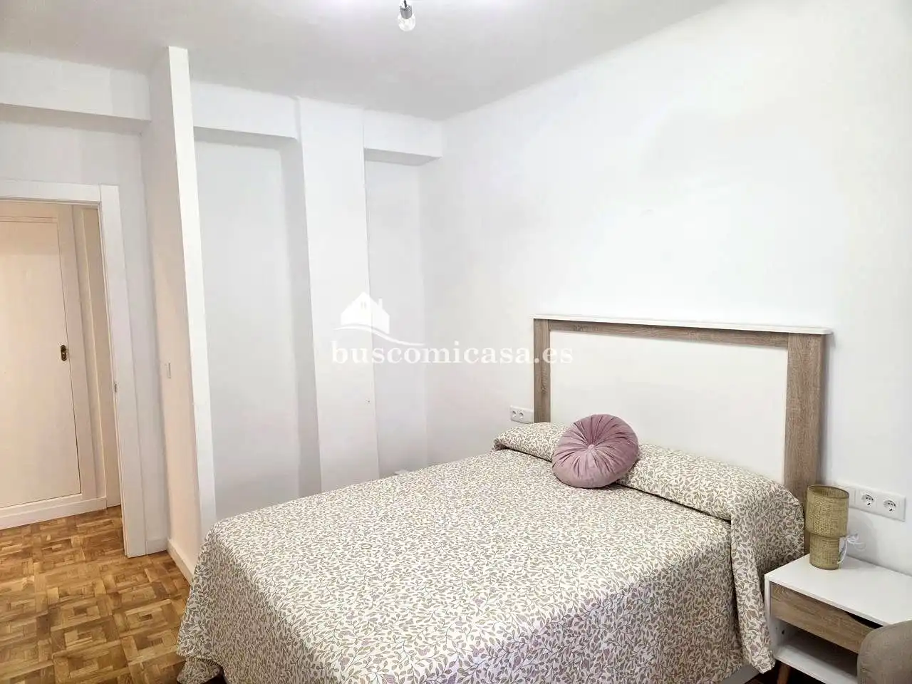 Dormitori de Pis per a compartir en Jaén amb Aire condicionat, Calefacció i Parquet