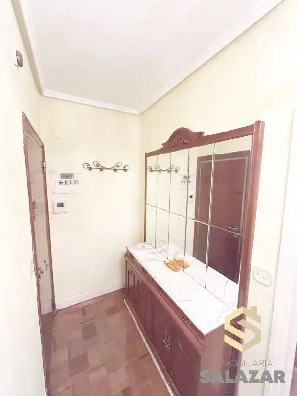Bathroom of Flat for rent in Bilbao   with Heating, Oven and Washing machine