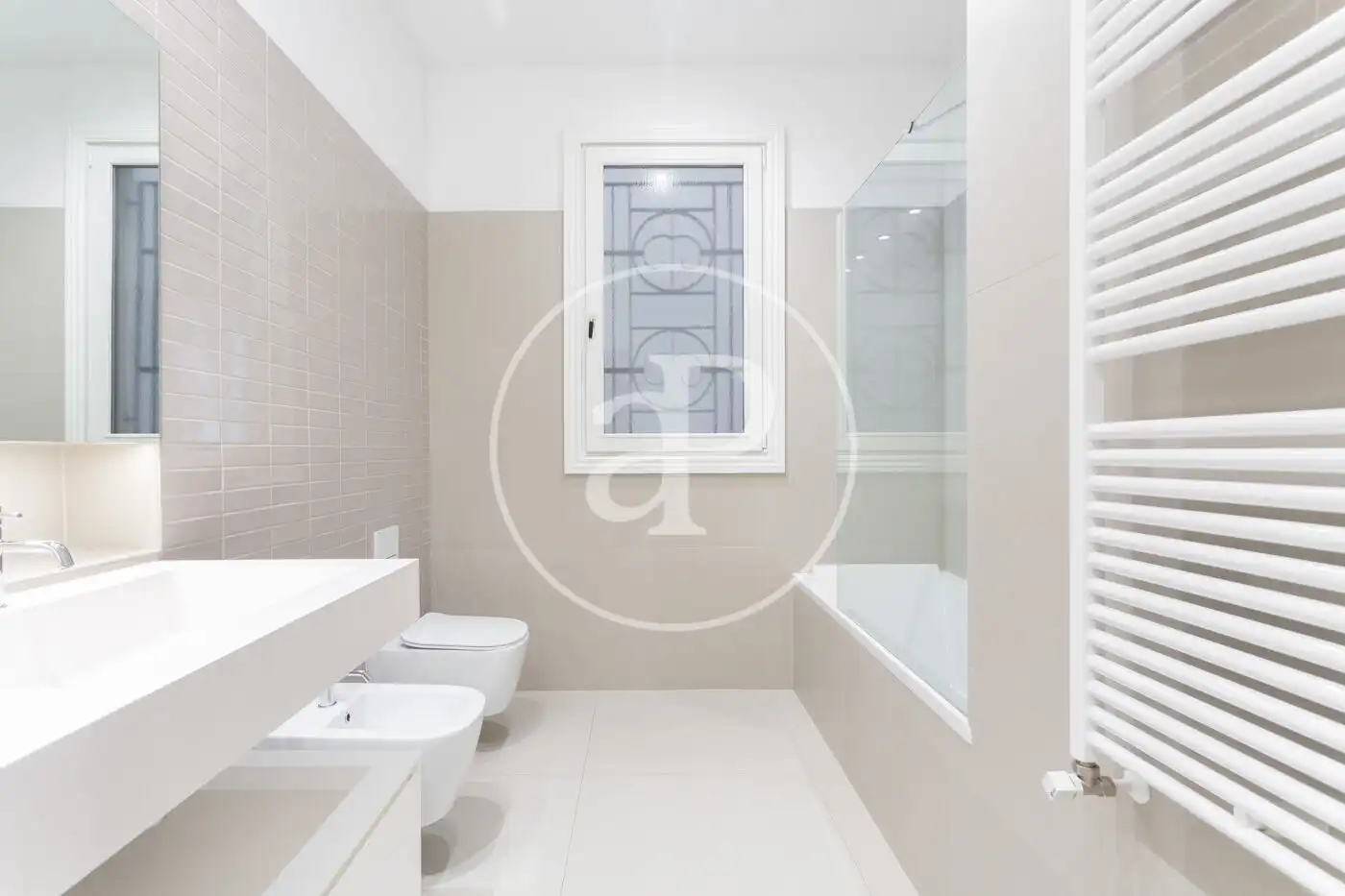 Wohnung zur Miete in C/ de Girona, Dreta de l'Eixample