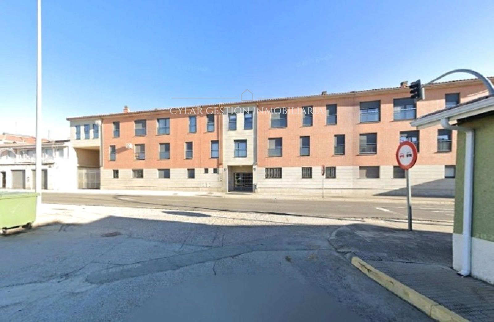 Vista exterior de Pis en venda en Calvarrasa de Abajo amb Calefacció, Traster i Moblat