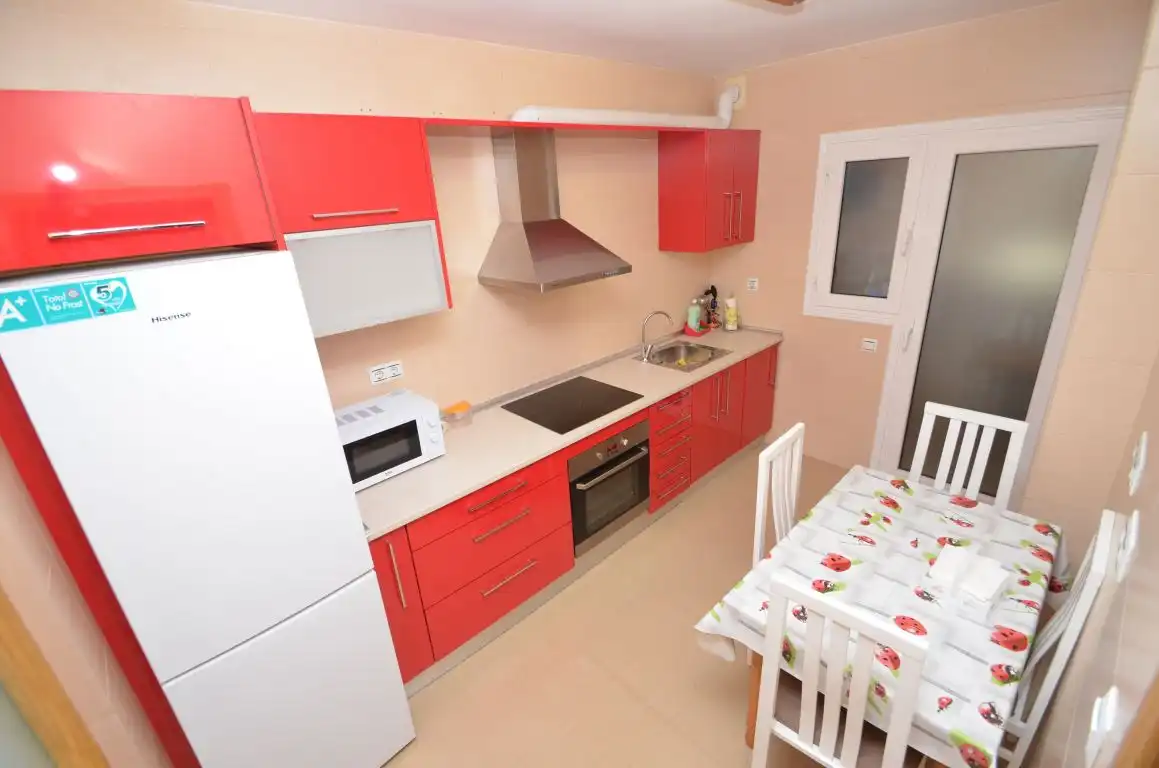 Cocina de Piso de alquiler en Roquetas de Mar con Terraza, Amueblado y Piscina comunitaria