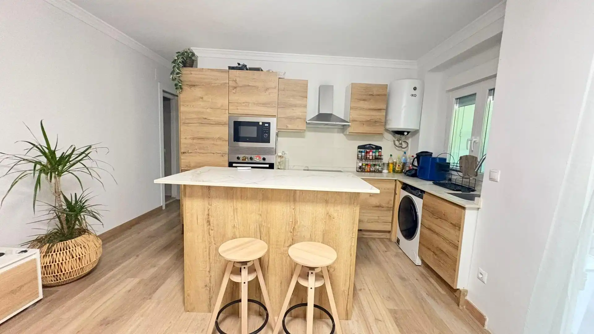 Kitchen of Flat for sale in Málaga  with Air Conditioner, Furnished and Balcony