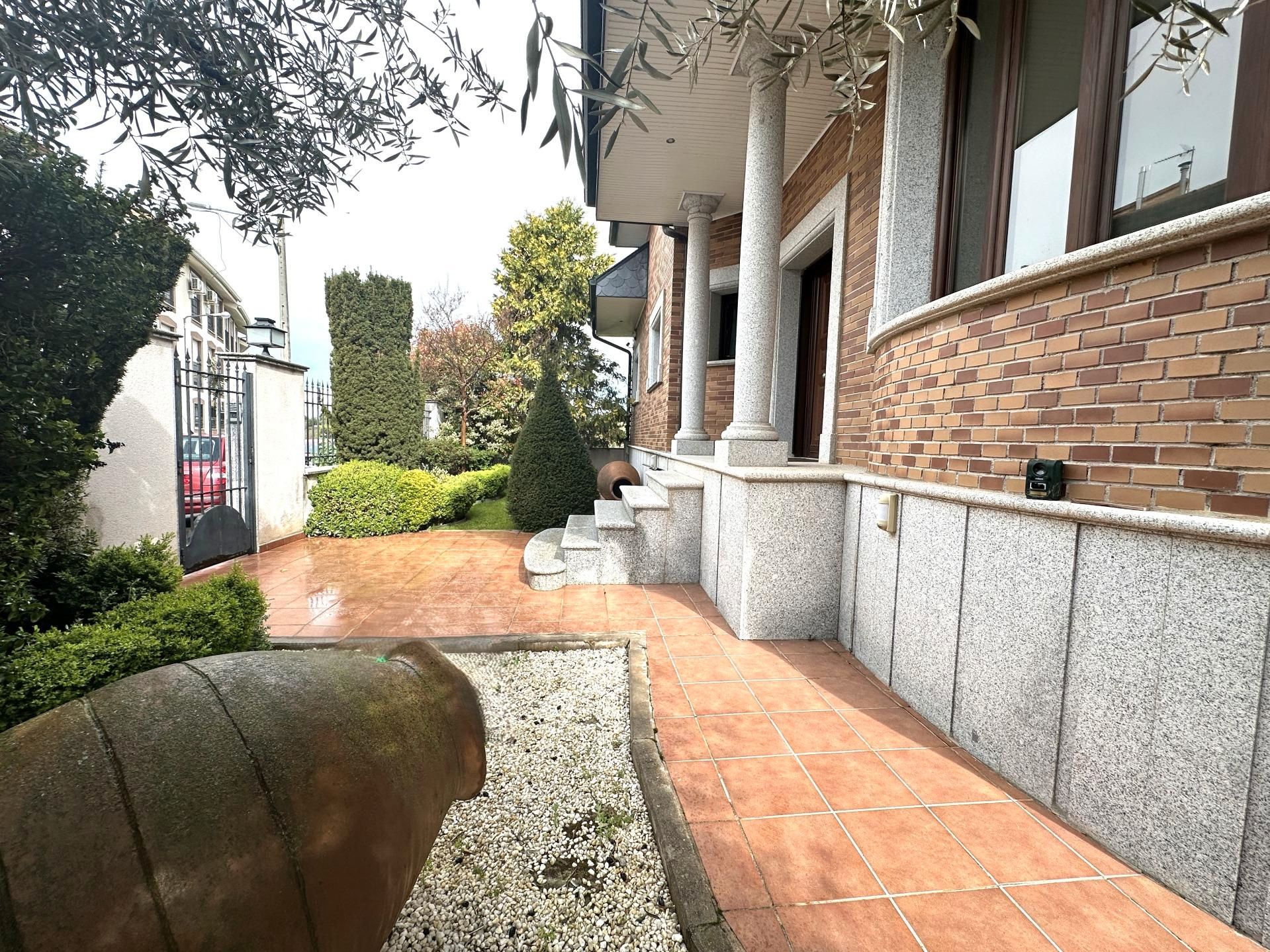 Garden of House or chalet for sale in Campo Real  with Air Conditioner, Heating and Private garden