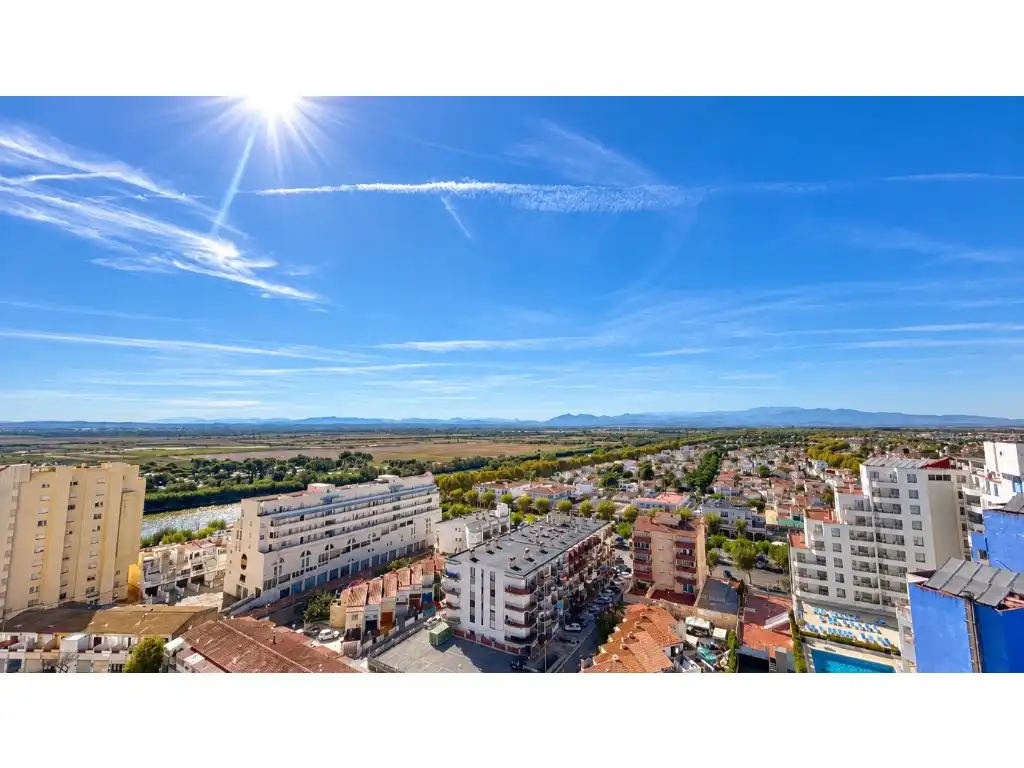 Studio with lift for sale in Carrer del Delta-Muga, imagen 8