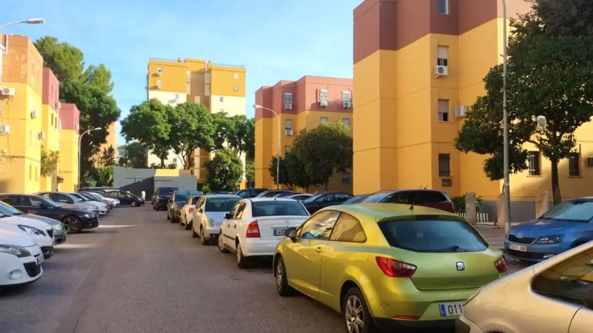 Aparcament de Apartament en venda en Sevilla