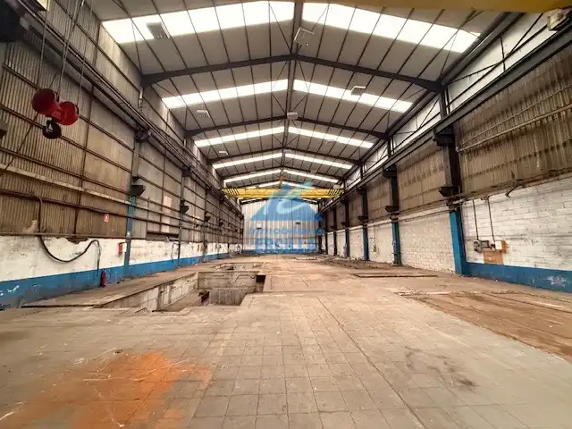 Nave industrial en venta en Enekone Bidea