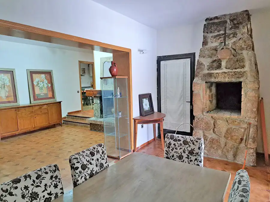 Esszimmer von Haus oder Chalet zum Verkauf in Navalagamella mit Heizung, Privatgarten und Parkett