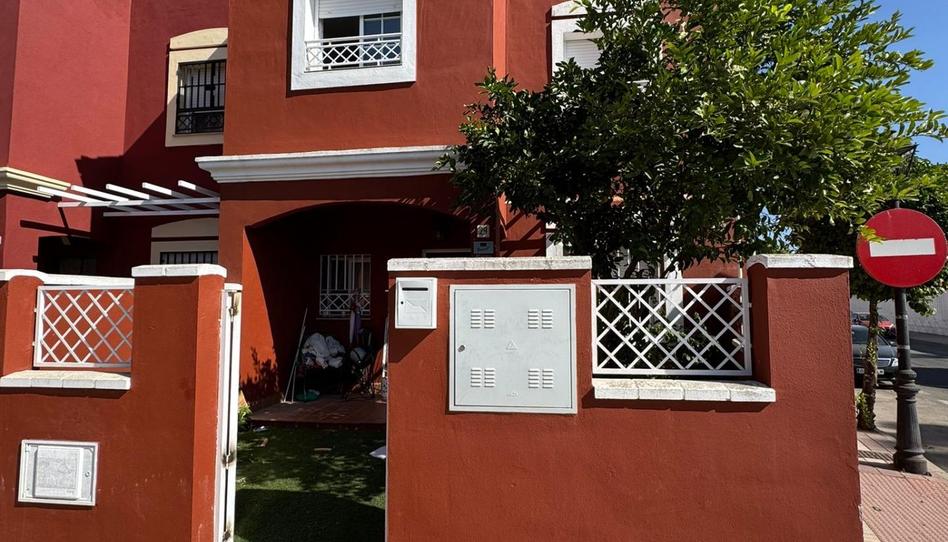 Foto 1 de Casa adosada en venda a Travesía Carretera de Almensilla, Bollullos de la Mitación, Sevilla