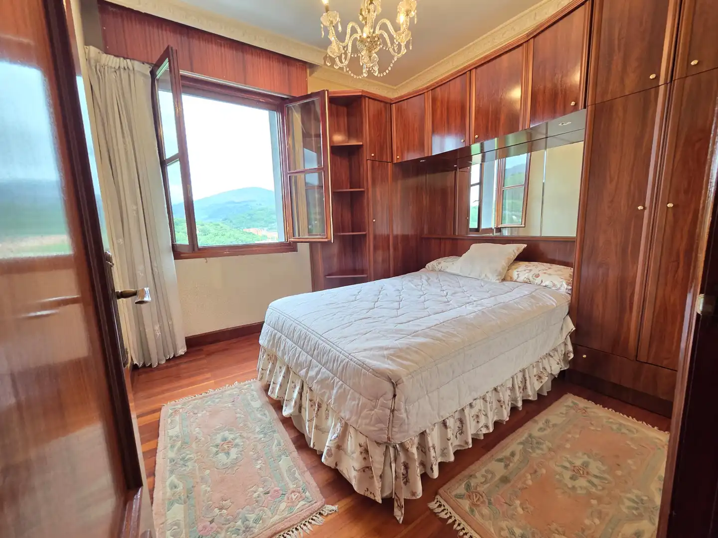 Bedroom of Flat for sale in Bilbao   with Furnished