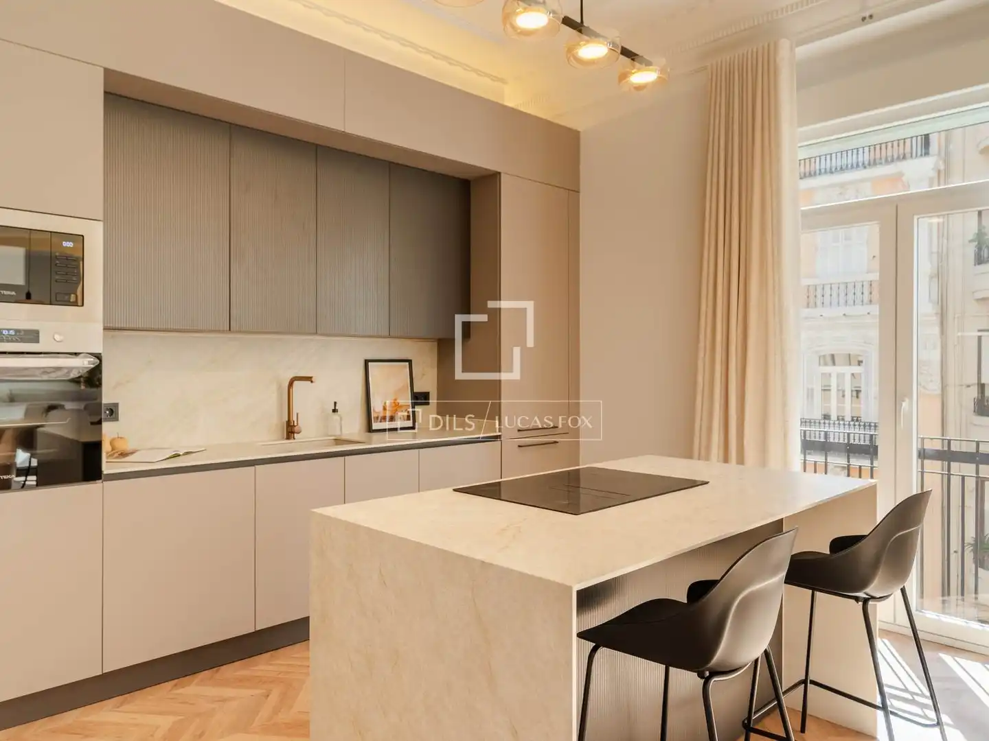 Kitchen of Flat for sale in L'Eixample