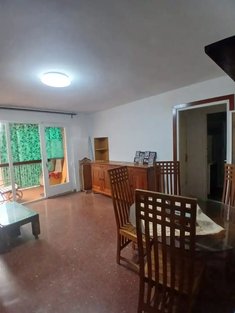 Wohnung zur Miete in Pineda de Mar mit Möbliert, Ofen und Balkon