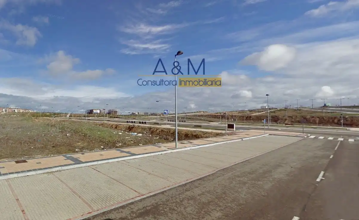 Terreny residencial en venda a Ramon Margalef, imagen 3