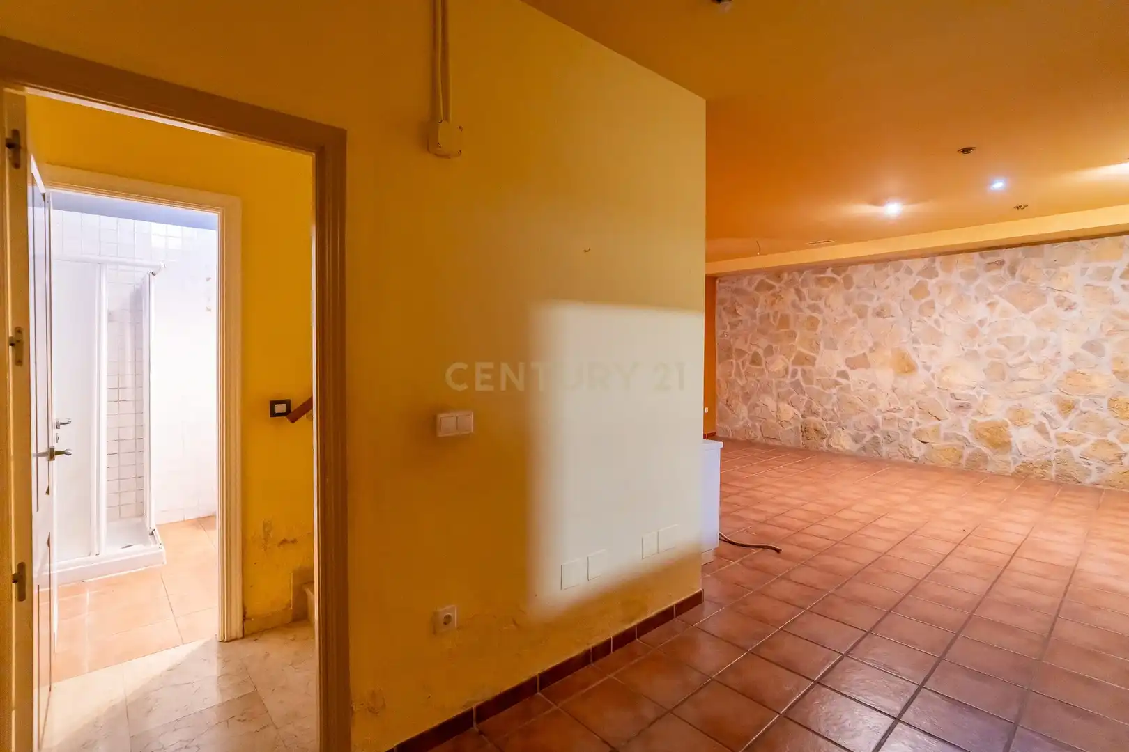 Houses for sale in Málaga  with Air Conditioner, Private garden and Storage room