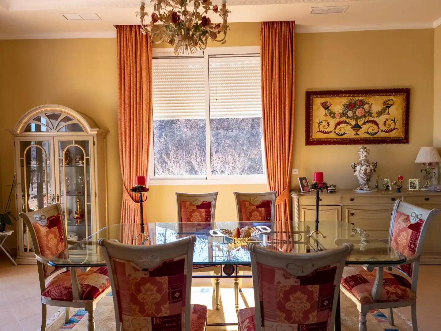 Dining room of Houses for sale in Estepona  with Air Conditioner, Private garden and Terrace