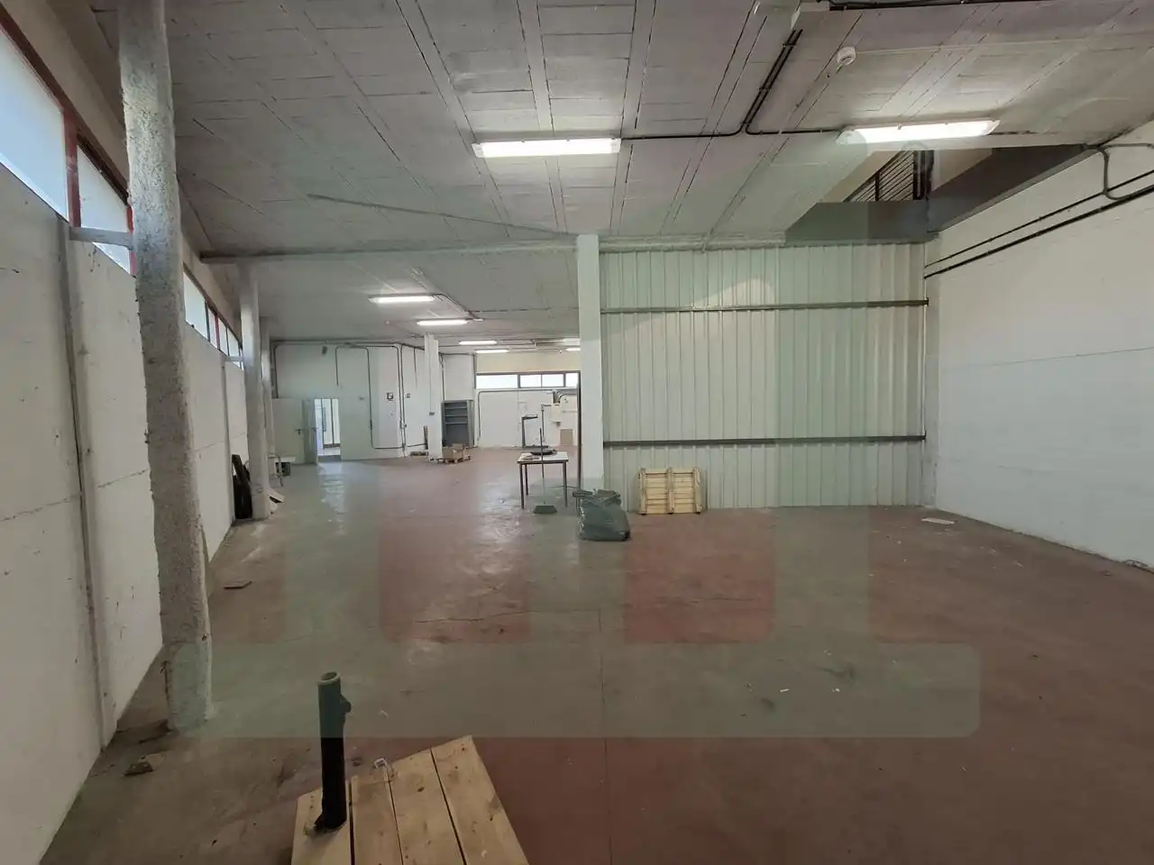 Fabrikhallen zur Miete in Valdemoro