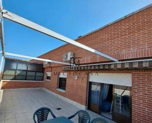 Exterior view of Attic for sale in Talavera de la Reina  with Terrace