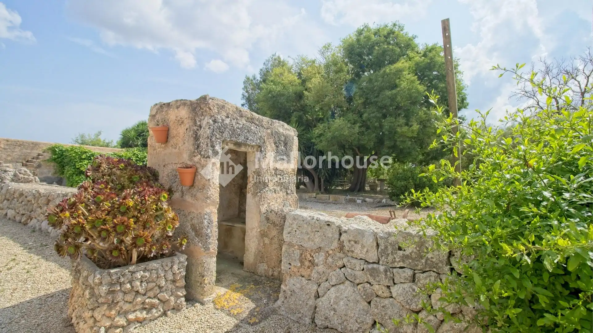 Country homes for sale in Ariany  with Air Conditioner, Private garden and Terrace