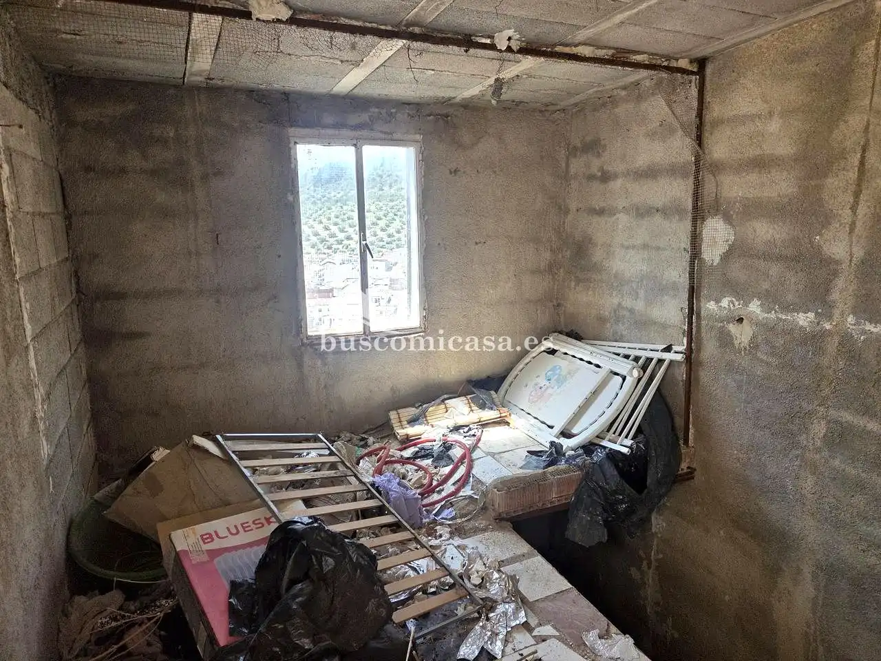 Casa adosada en venda en Jaén amb Traster