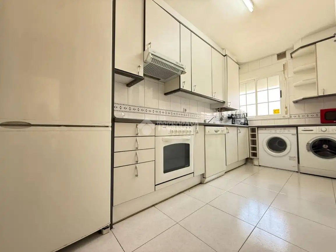 Cocina de Piso en venta en Galapagar con Calefacción y Trastero