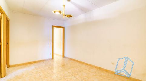 Foto 3 de Piso en venta en Carrer de L'encarnació, El Baix Guinardó, Barcelona
