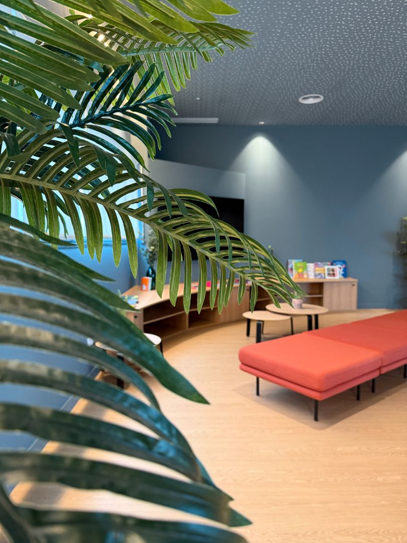 Wohnung zum Verkauf in  Sevilla Capital mit Klimaanlage, Abstellraum und Gemeinschaftspool