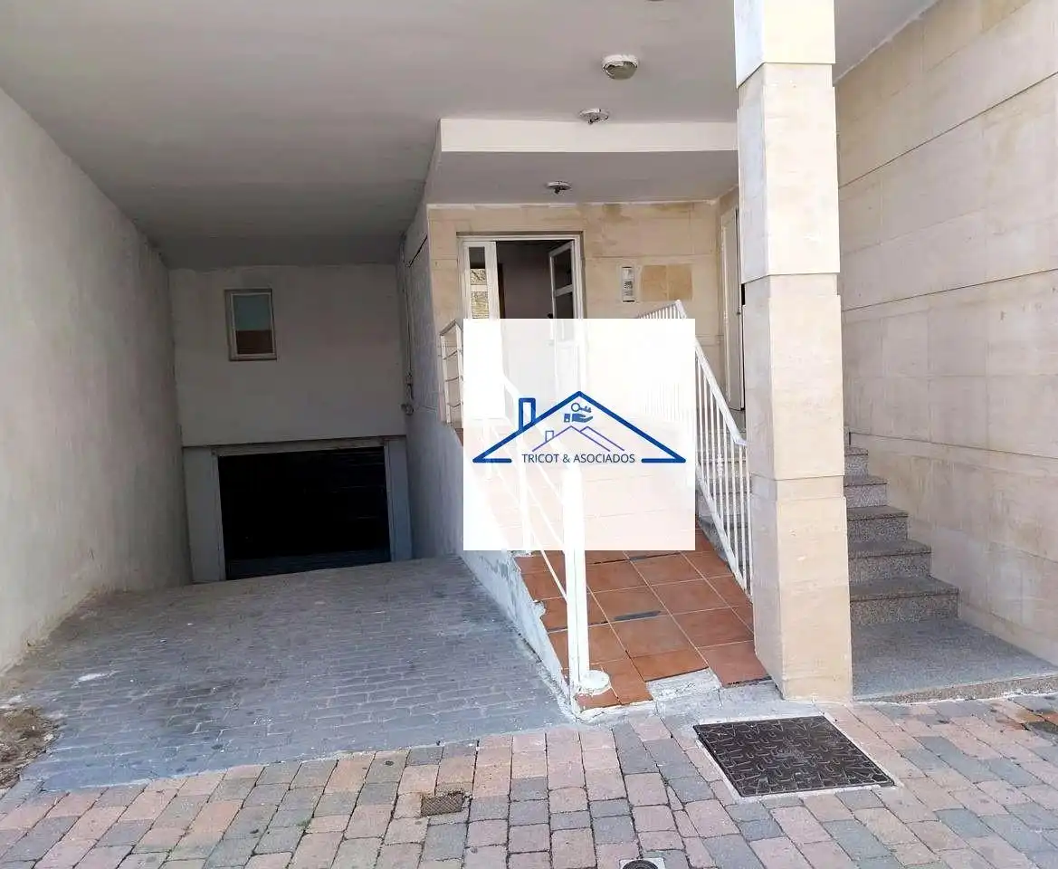 Exterior view of Flat for sale in Casarrubios del Monte  with Terrace