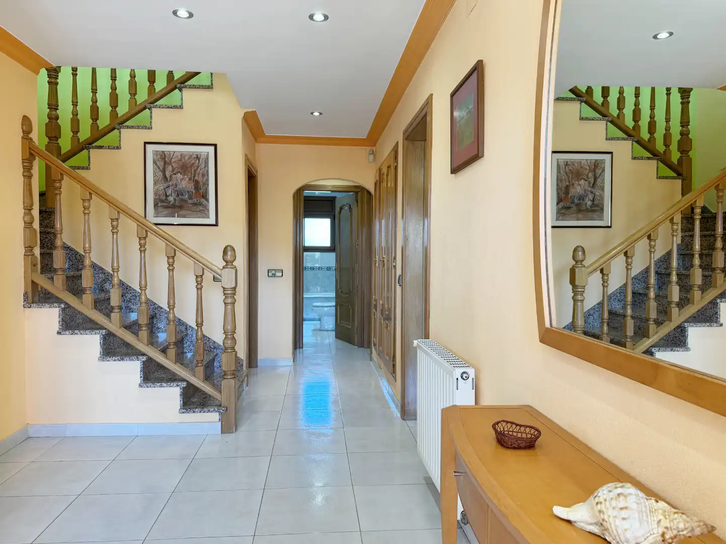 Houses for sale in Viladamat  with Air Conditioner, Heating and Private garden