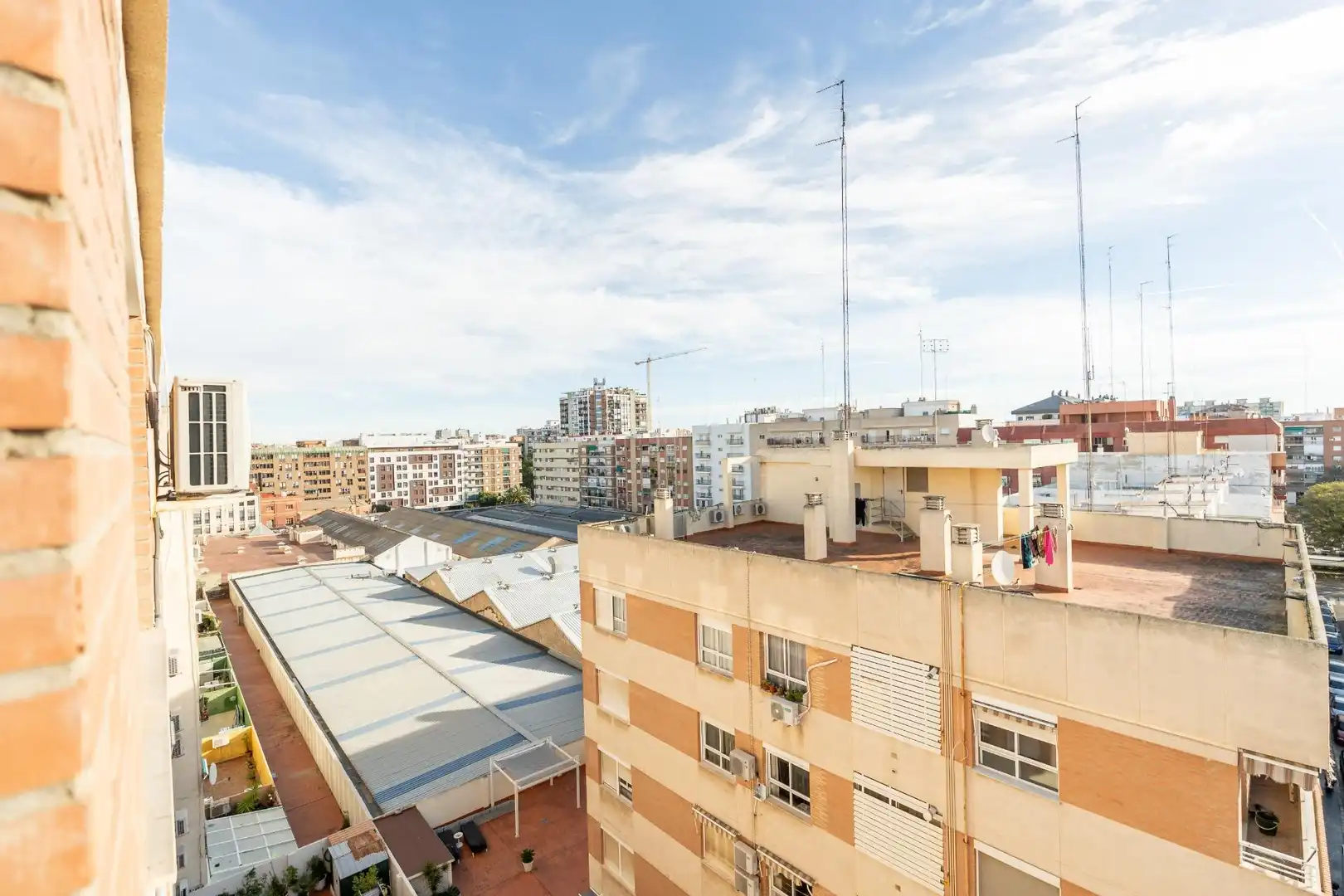 Vista exterior de Piso de alquiler en Valencia con Aire acondicionado, Calefacción y Amueblado
