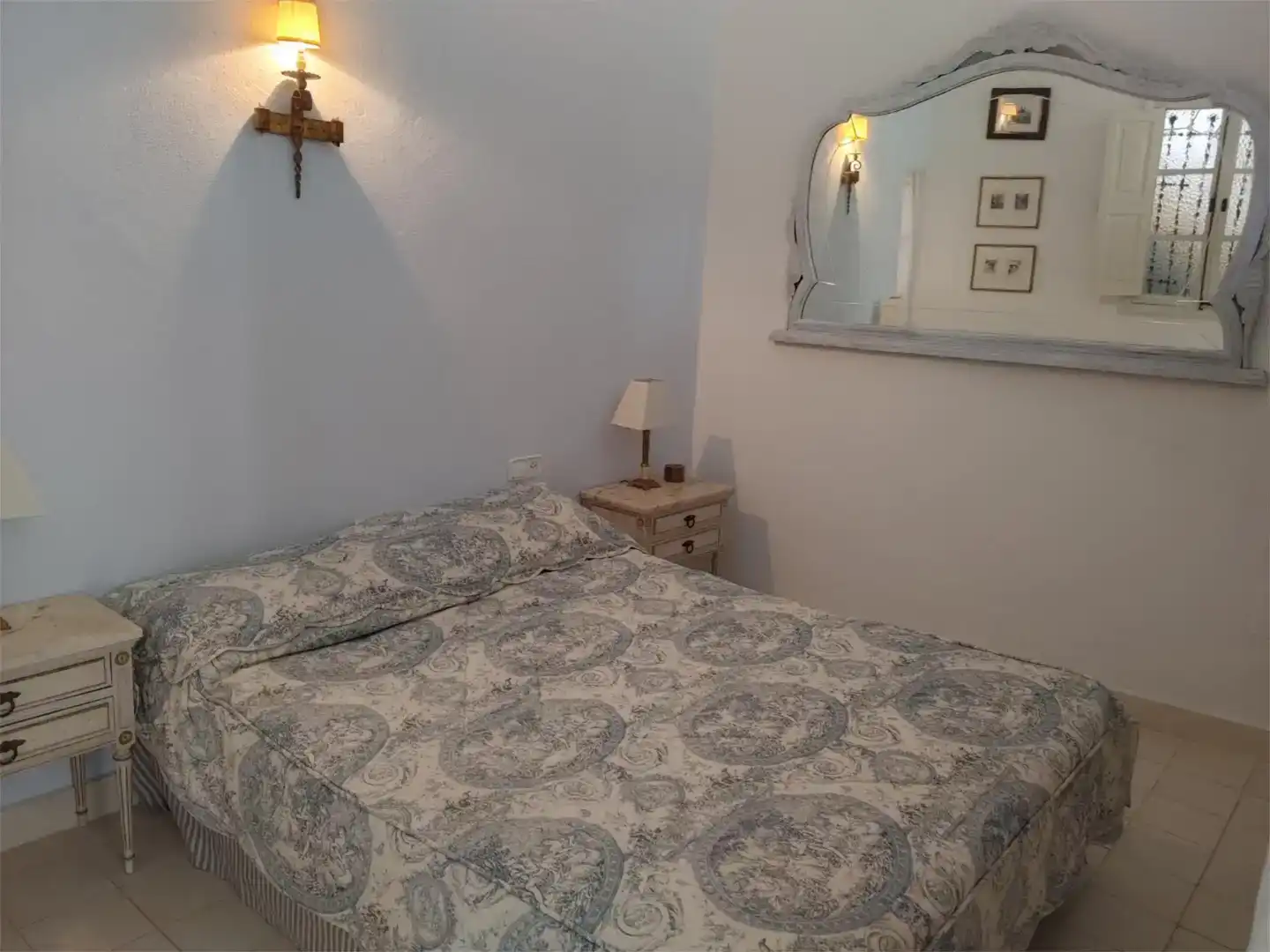 Schlafzimmer von Wohnung zur Miete in  Palma de Mallorca mit Möbliert, Waschmaschine und Fernseher