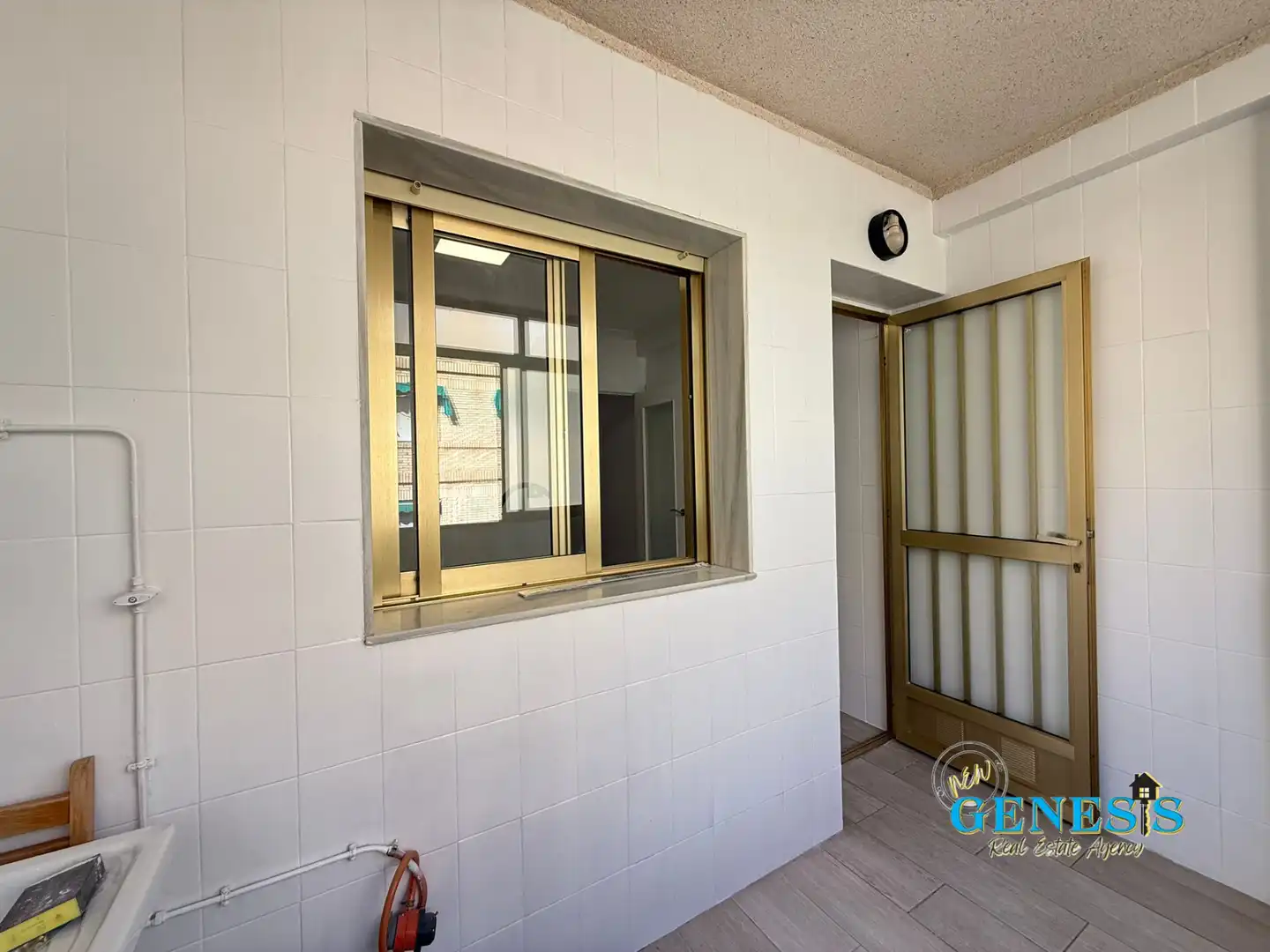 Piso en venta en Torrevieja con Aire acondicionado, Terraza y Amueblado