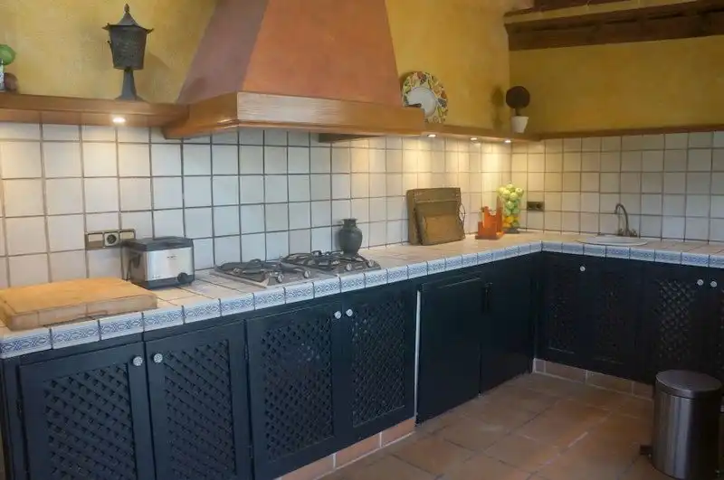 Cocina de Casa o chalet en venta en Castell d'Aro, Platja d'Aro i s'Agaró con Aire acondicionado, Calefacción y Jardín privado