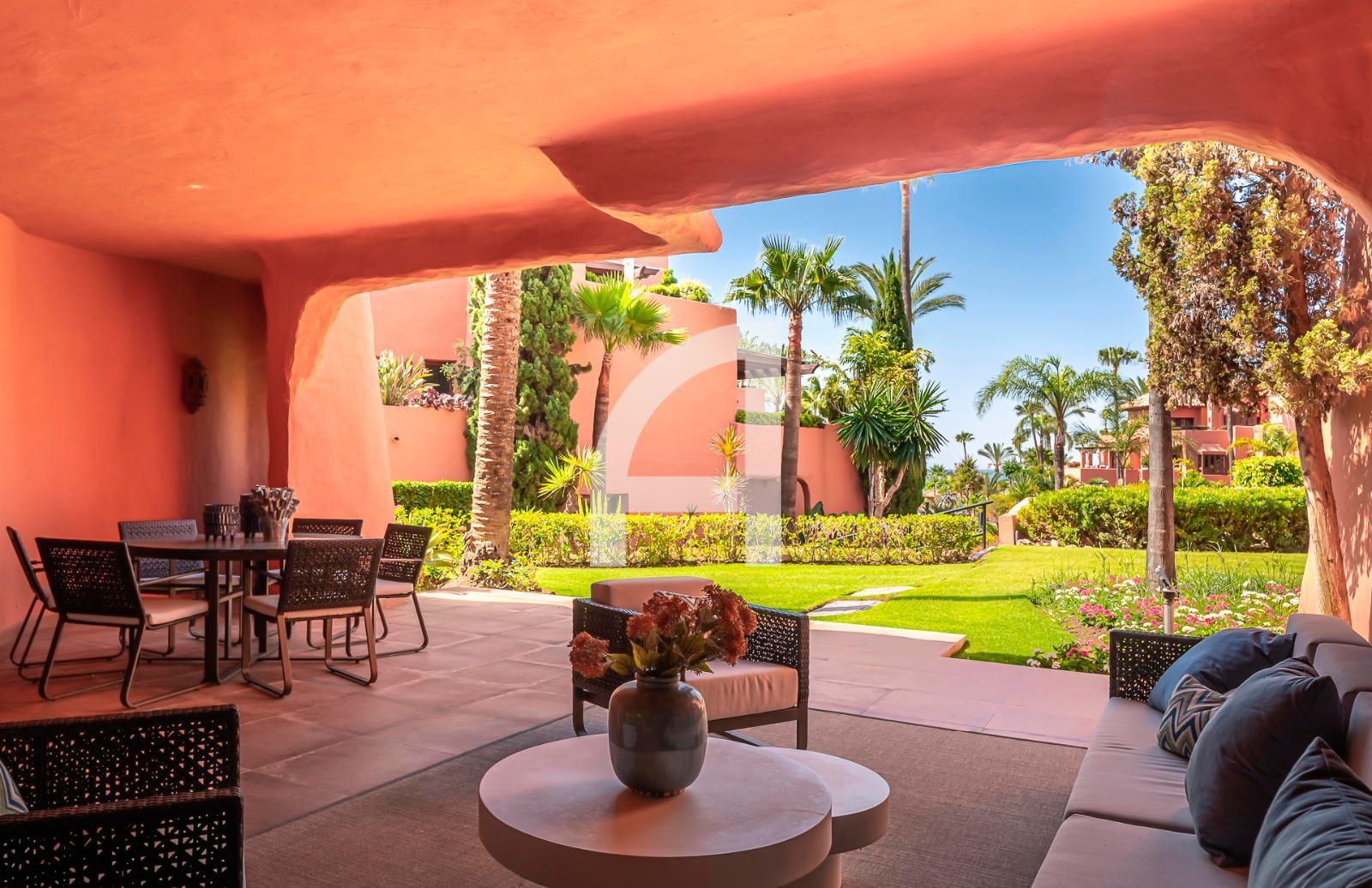 Garden of Flat for sale in Estepona  with Air Conditioner, Heating and Terrace