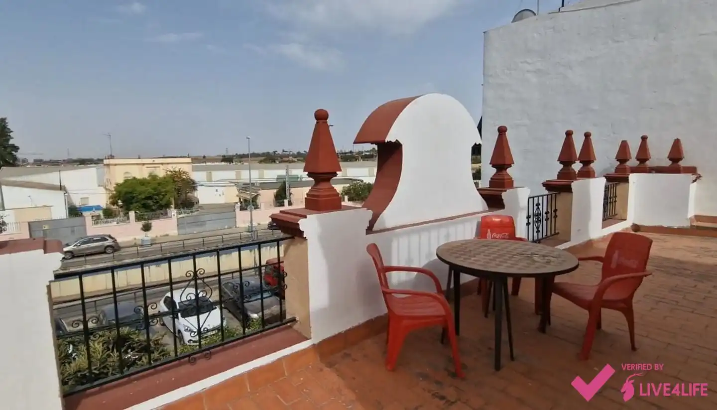 Habitació a Avenida de Jerez, Bellavista