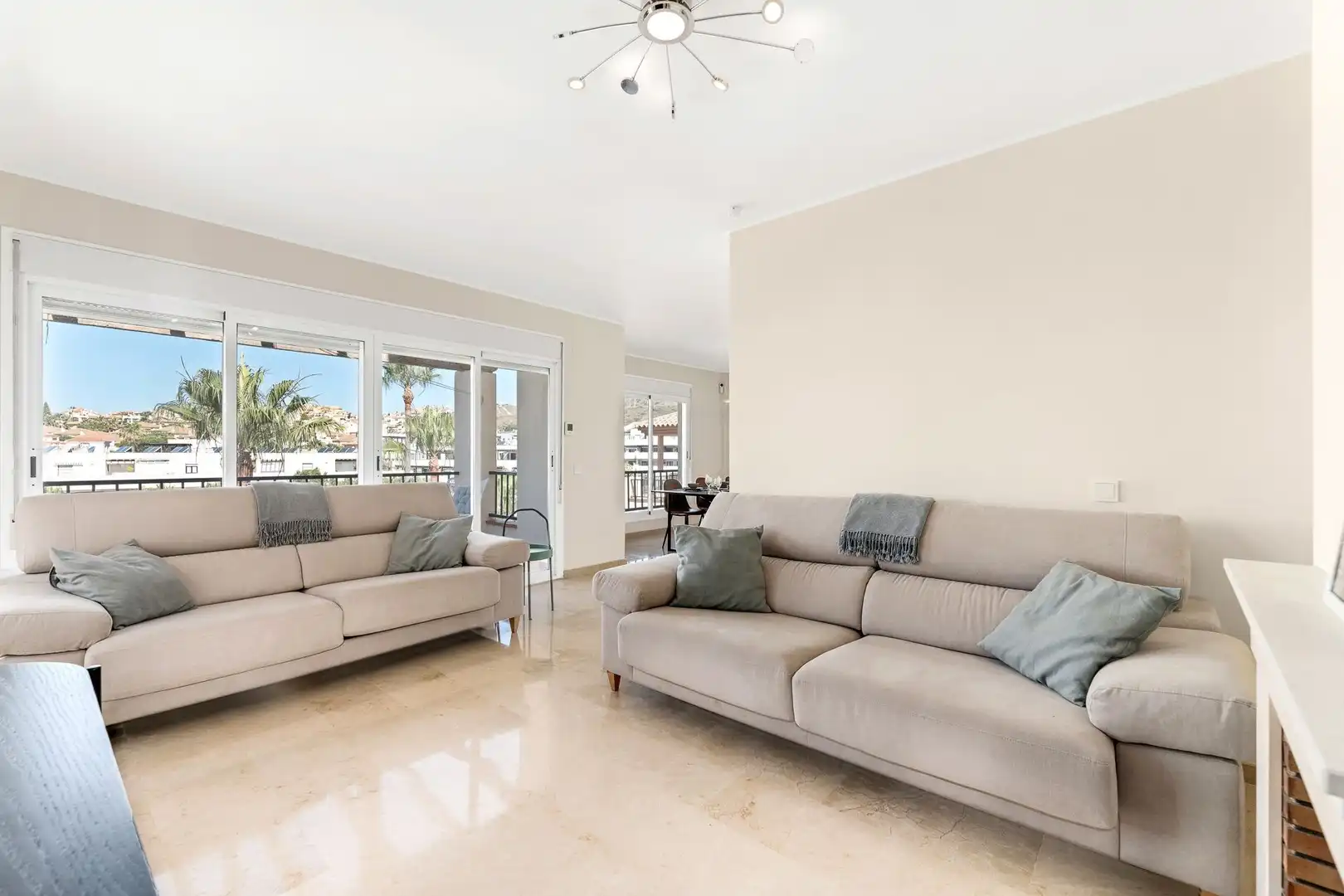 Casa con piscina en venta en Riviera del Sol, imagen 9