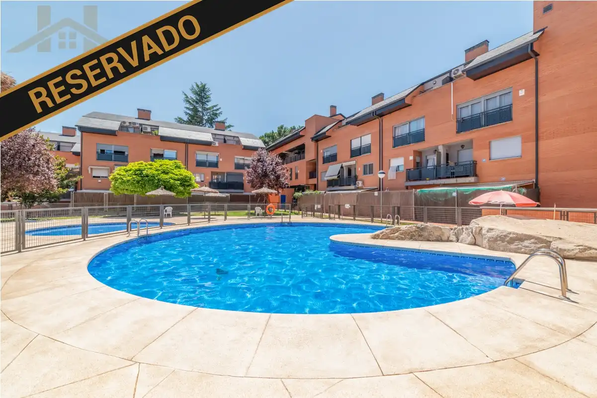 Piscina de Dúplex en venda en Casco Antiguo