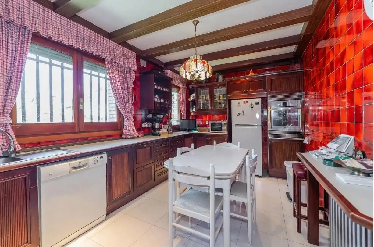 Kitchen of Houses for sale in El Molar (Madrid)  with Heating, Private garden and Terrace