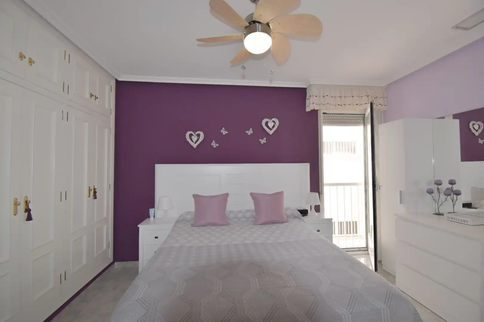 Habitación de Apartamento de alquiler en Santa Pola con Aire acondicionado, Calefacción y Terraza