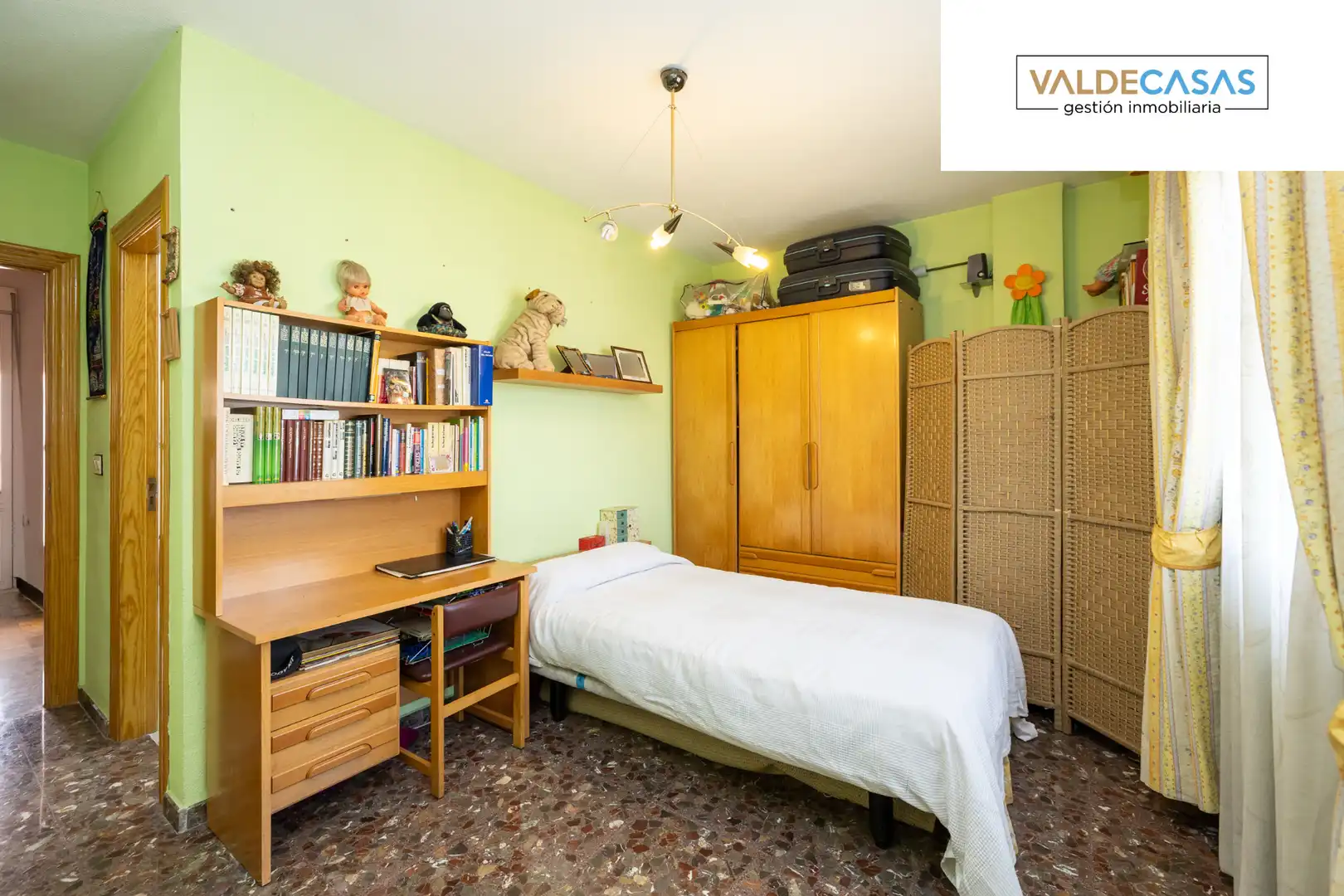 Habitación de Casa adosada en venta en Maracena con Aire acondicionado, Terraza y Horno