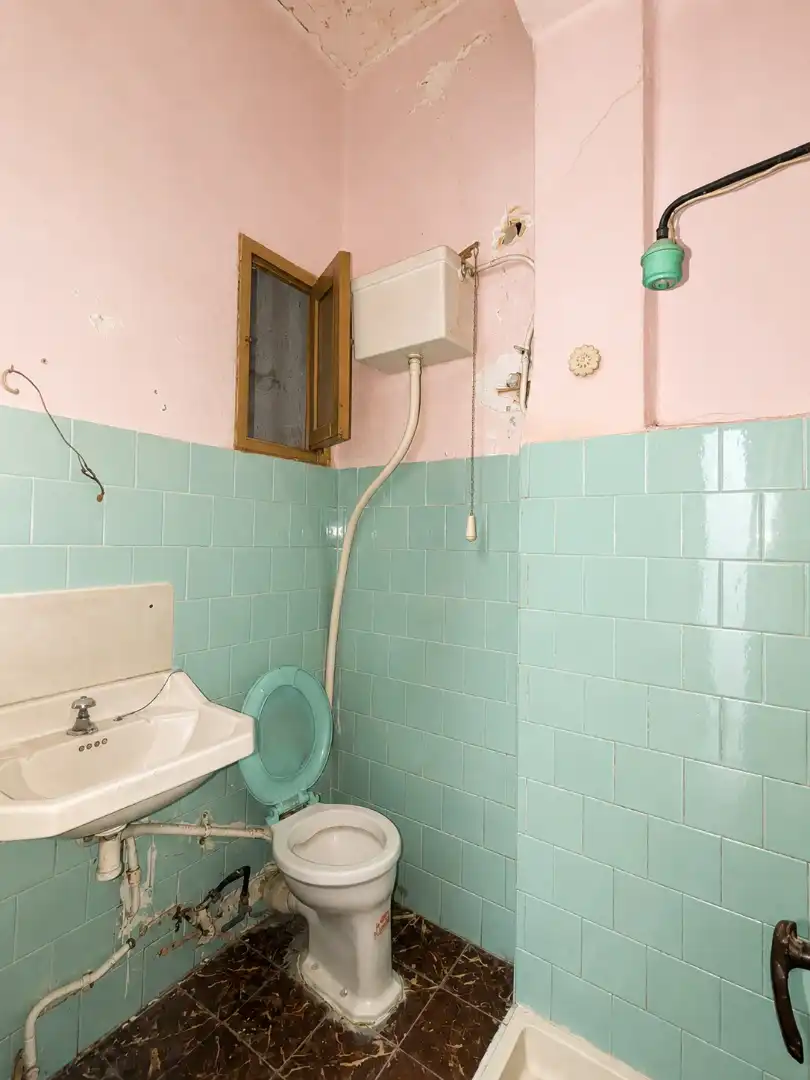 Badezimmer von Wohnung zum Verkauf in Valencia