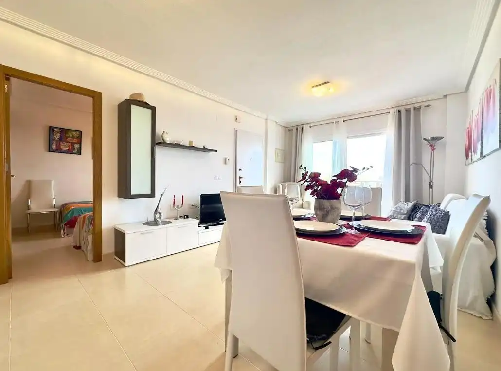 Bungalow with terrace for sale in Calle Abeto, imagen 11