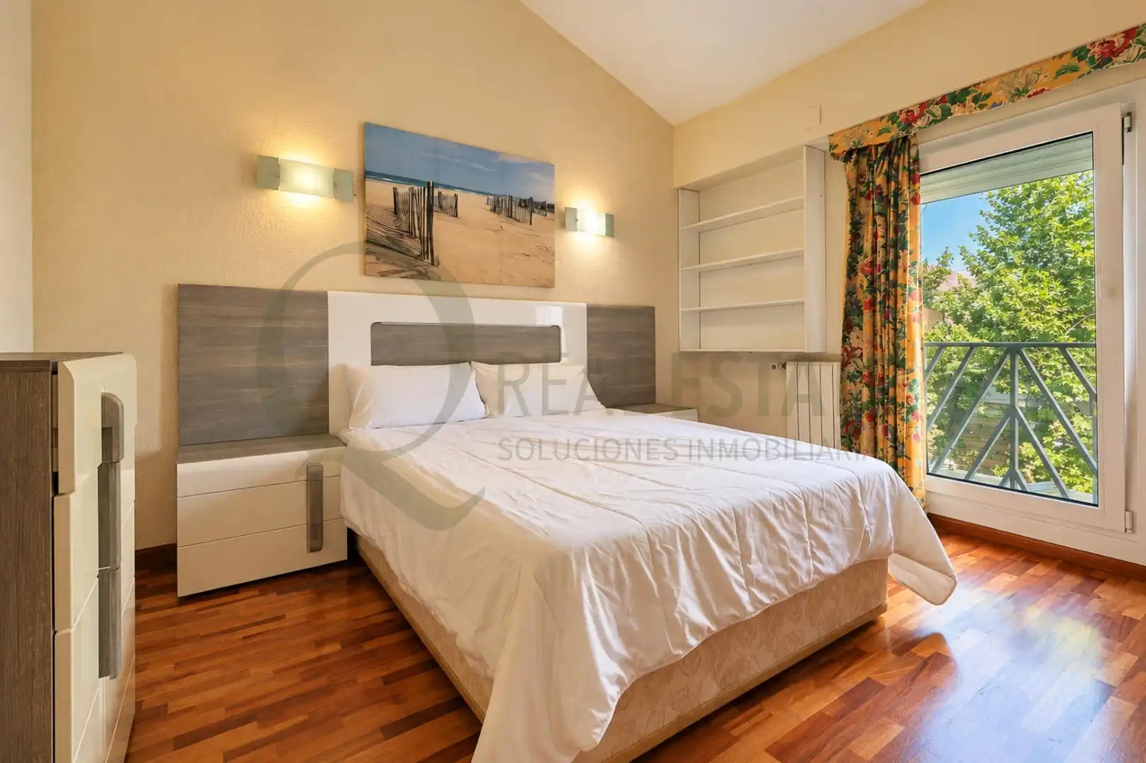 Schlafzimmer von Haus oder Chalet zum Verkauf in Alicante / Alacant mit Klimaanlage, Heizung und Privatgarten