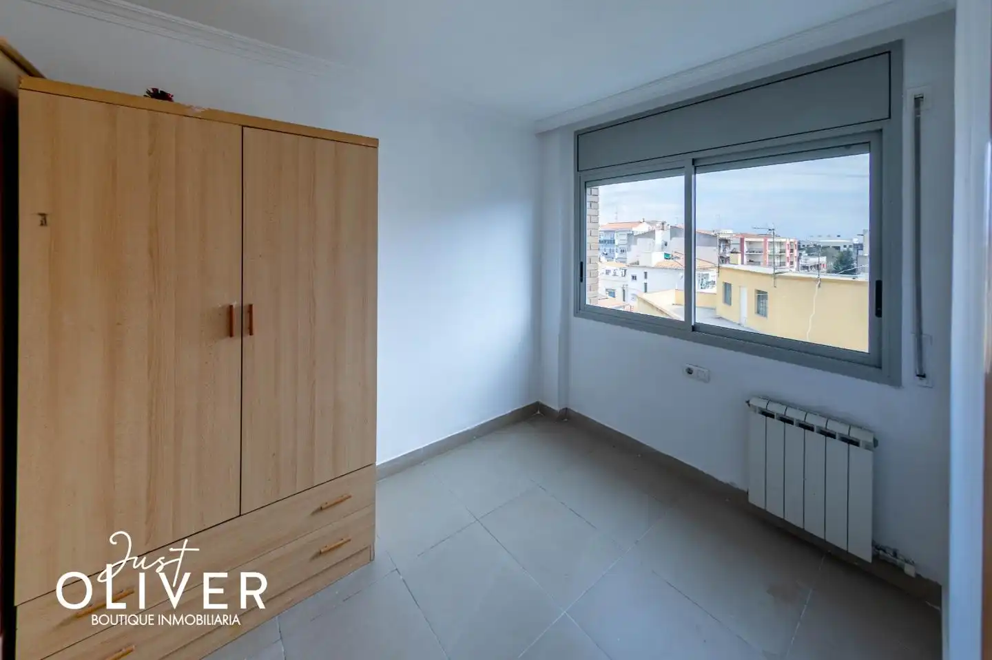 Schlafzimmer von Dachboden zum Verkauf in Cambrils mit Heizung, Terrasse und Balkon