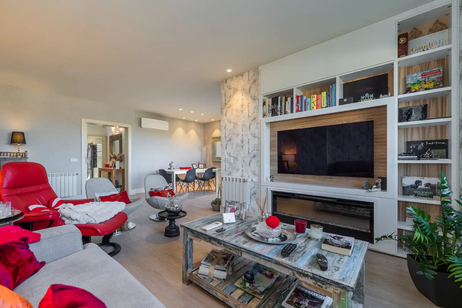 Wohnzimmer von Maisonette zum Verkauf in Fuente del Fresno mit Klimaanlage, Heizung und Abstellraum