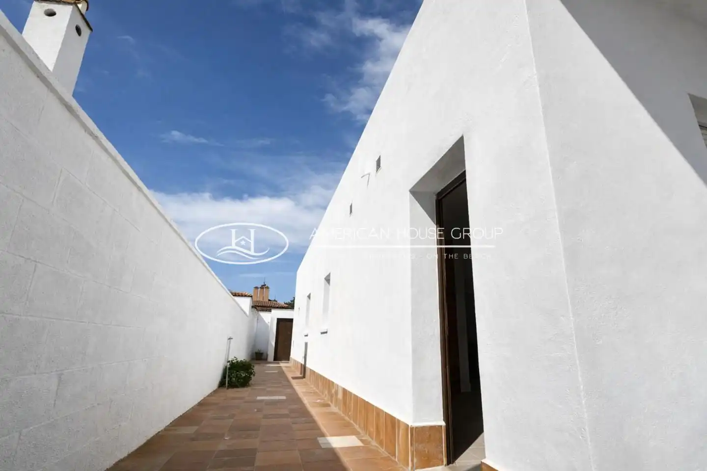Exterior view of Houses for sale in Chiclana de la Frontera  with Private garden