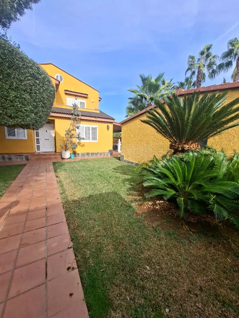 Haus oder Chalet zur Miete in Riba-roja de Túria, Valencia