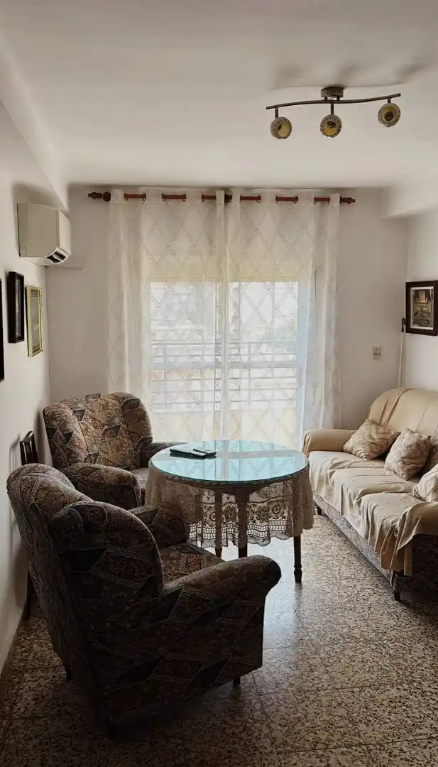 Sala de estar de Piso en venta en Almería con Aire acondicionado y Balcón