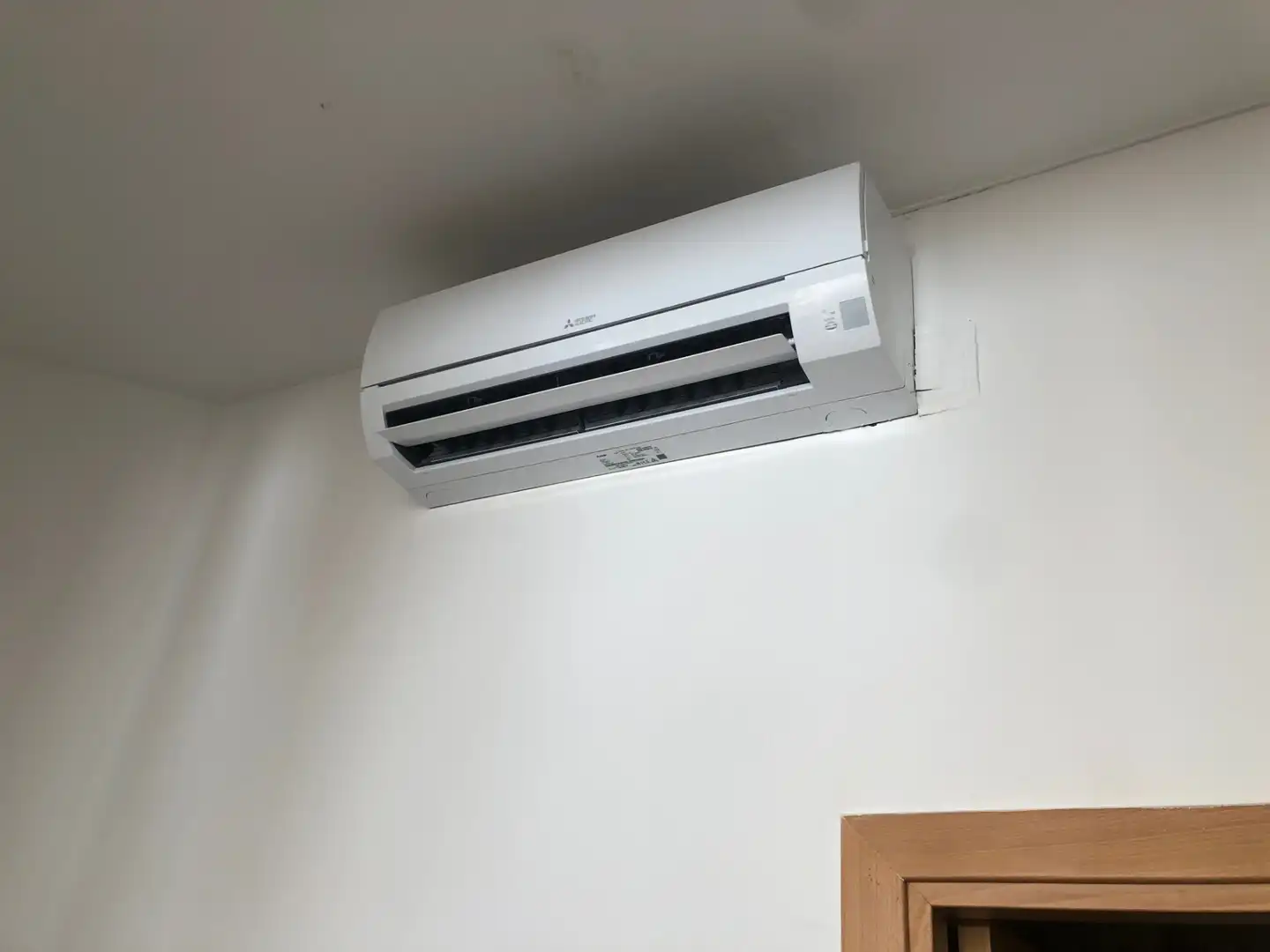 Geschaftsraum zur Miete in Sant Andreu de Llavaneres mit Klimaanlage, Heizung und Parkett